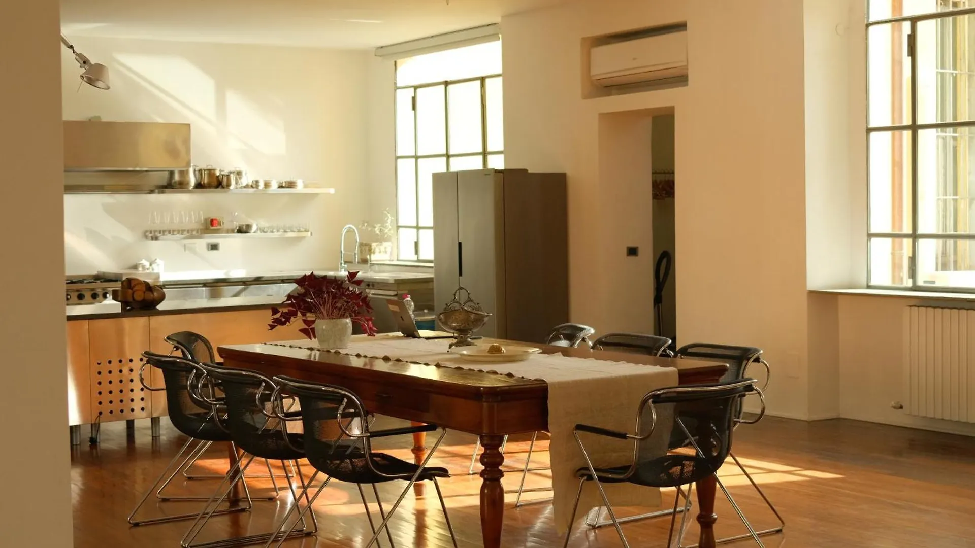 Loft Tortona Design District 450 Square Meters Daire Milano