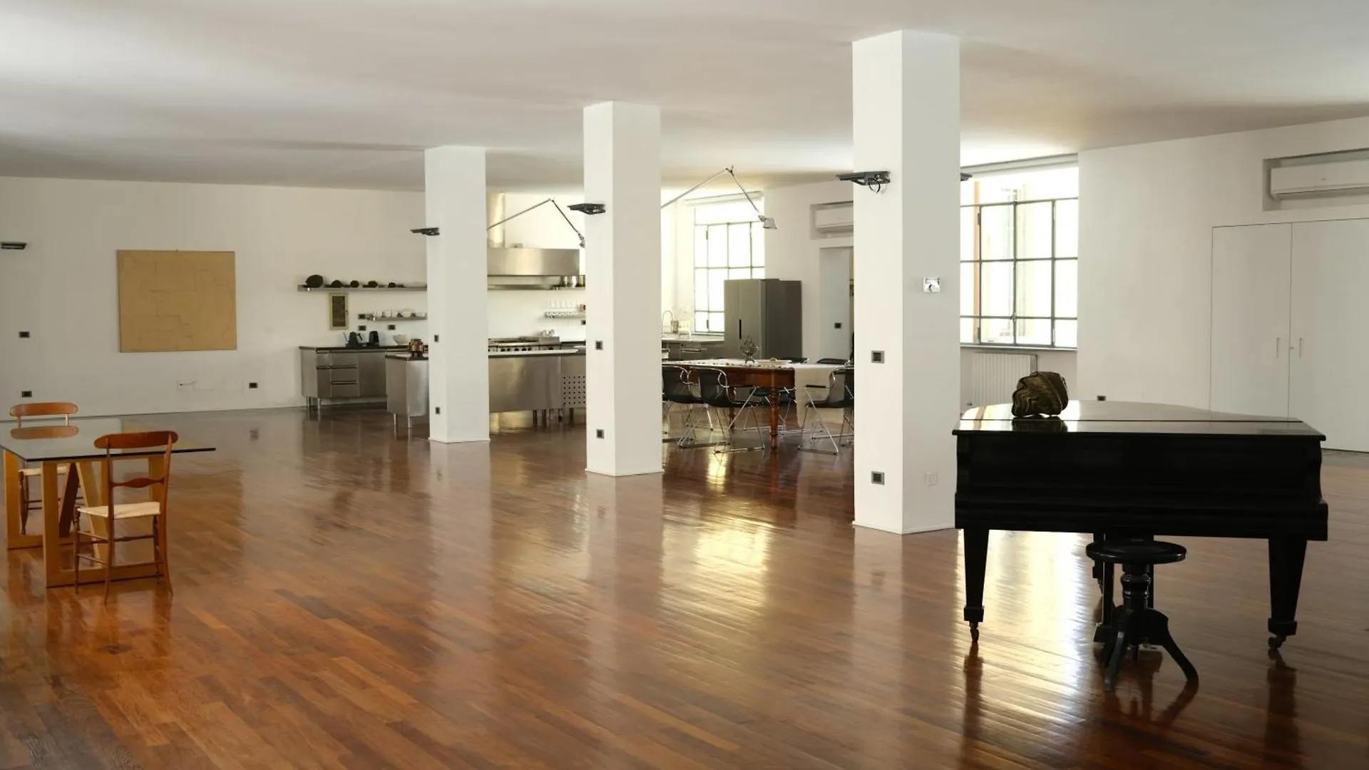 Loft Tortona Design District 450 Square Meters Daire Milano